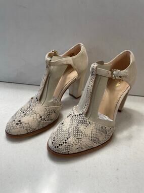 Clark’s snake print women’s heels size 6.5